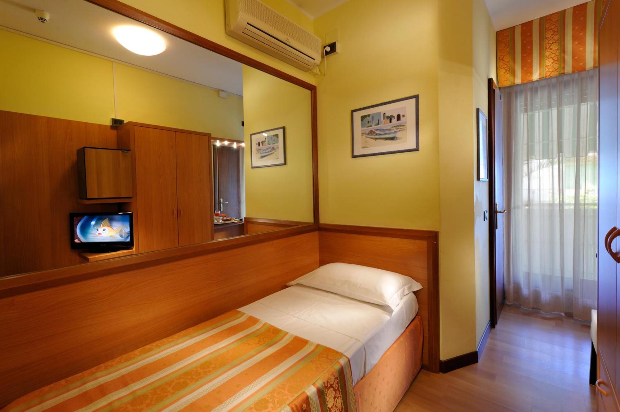 Hotel Al Prater Lignano Sabbiadoro Zewnętrze zdjęcie