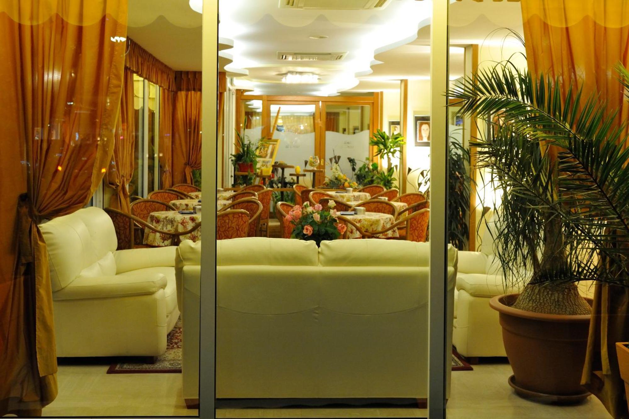 Hotel Al Prater Lignano Sabbiadoro Zewnętrze zdjęcie