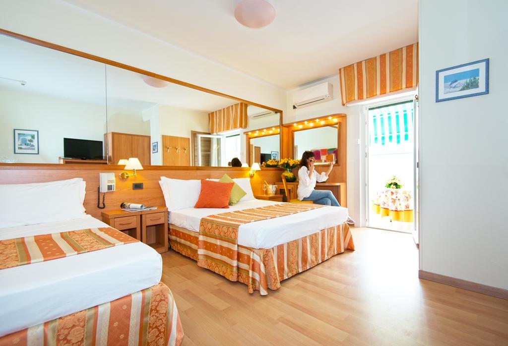 Hotel Al Prater Lignano Sabbiadoro Zewnętrze zdjęcie