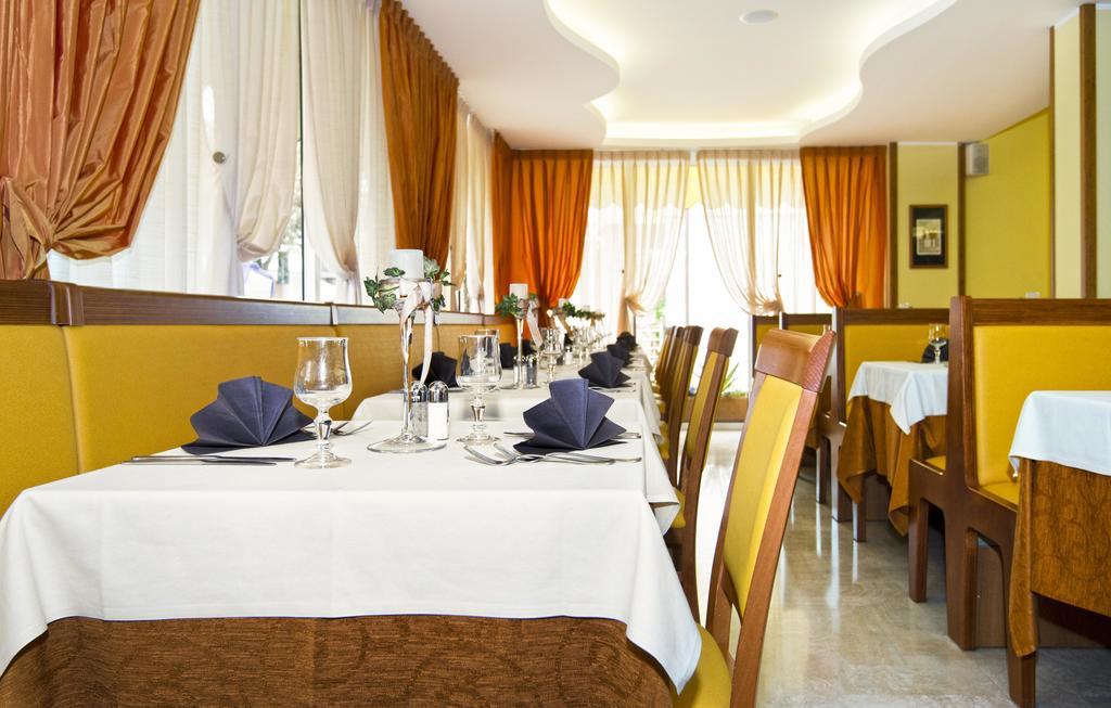Hotel Al Prater Lignano Sabbiadoro Zewnętrze zdjęcie